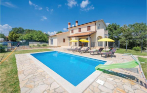 Stunning Home In Bregi